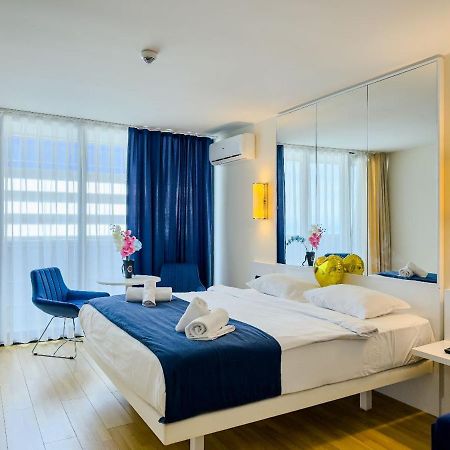 Seaside Resort In New Orbi Twins 巴统 外观 照片