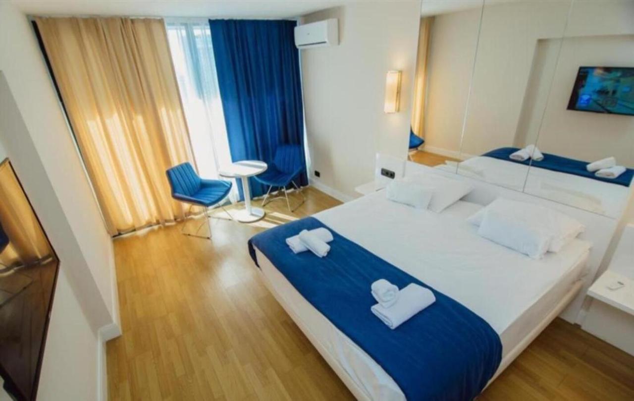 Seaside Resort In New Orbi Twins 巴统 外观 照片