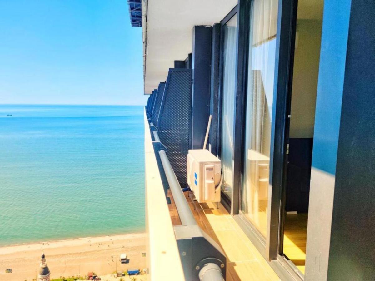 Seaside Resort In New Orbi Twins 巴统 外观 照片