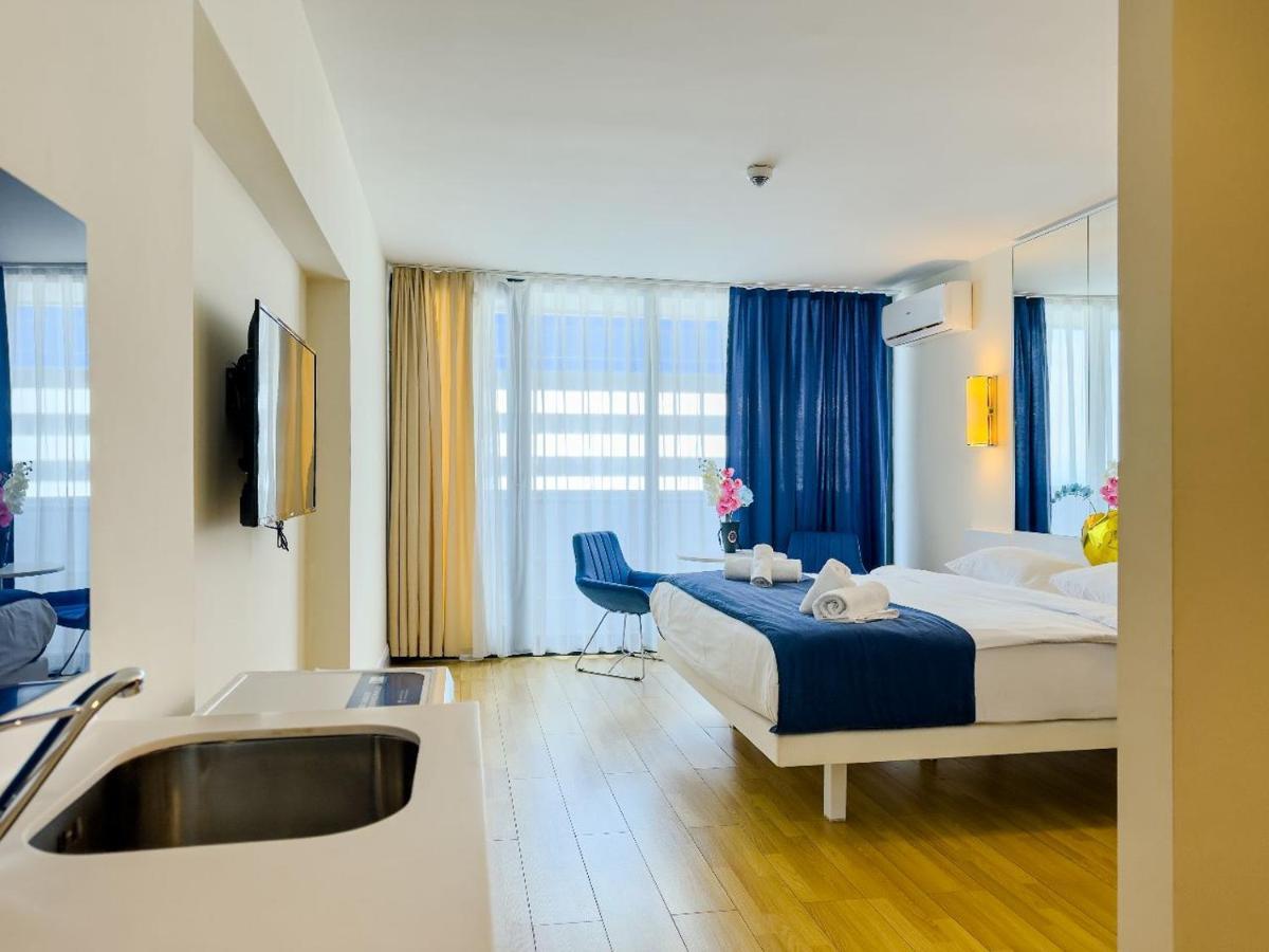 Seaside Resort In New Orbi Twins 巴统 外观 照片