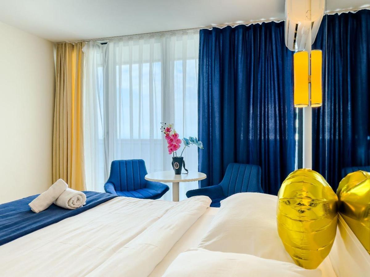 Seaside Resort In New Orbi Twins 巴统 外观 照片